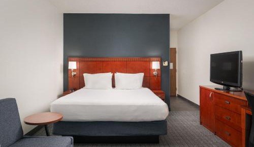 King Room with Sofa Bed
