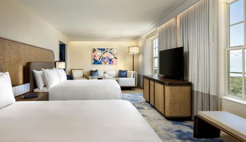 Deluxe Queen Room with Two Queen Beds and Resort View - Hearing Accessible -Historic