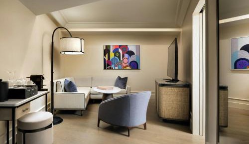 Executive Junior Suite, 1 King Bed, with Resort View -Historic