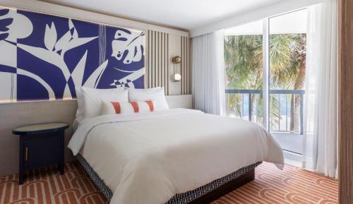 One-Bedroom King Suite with Sofa Bed
