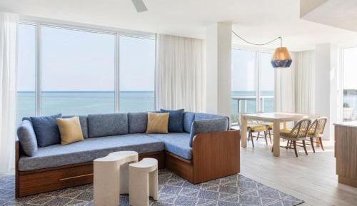 Three Waters King Suite with Sofa Bed and Oceanfront