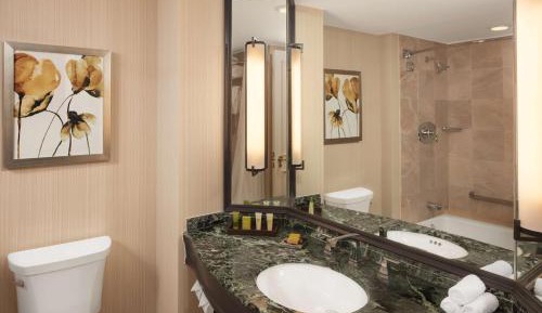 Junior King Suite