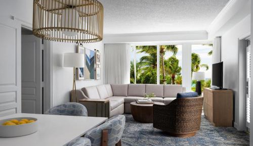Two-Bedroom Oceanside Villa with Two King Beds, Two Sofa Beds, Whirlpool and Balcony