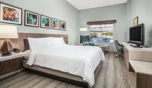 King Room with Lake View