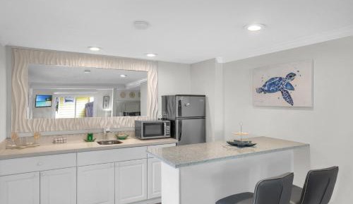 Queen Suite (Bay View Suite)