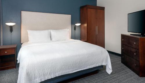 One-Bedroom King Suite with Sofa Bed