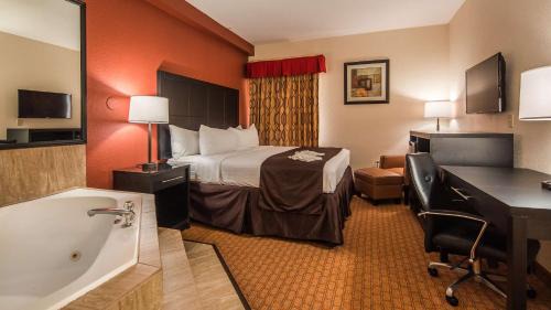 King Room with Whirlpool - Non-Smoking