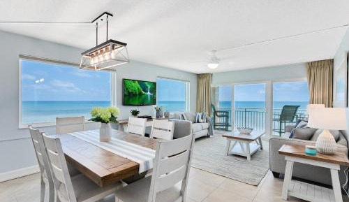 Deluxe Penthouse Apartment with Rooftop Hot Tub - Oceanfront - Unit #442