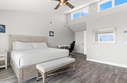 Holiday Beach House | Beach House - Gulf Dream