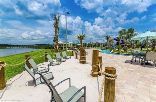 Kissimmee Cottage | Modern Townhome W/private Pool & Free Water Park!