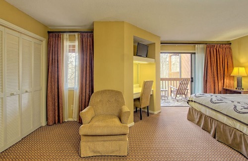 Sapphire Condo | Foxhunt at Sapphire Valley