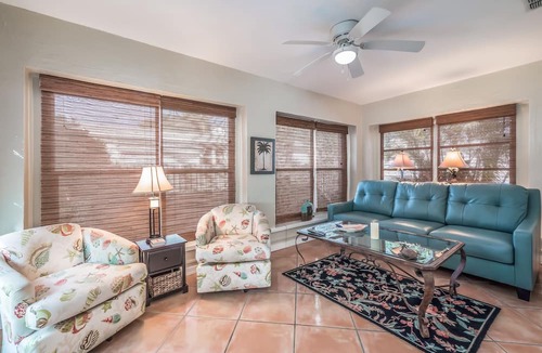 Sarasota House | Private Beach 1 Block To Lido Beach. 1/2 Mile St. Armand Circle