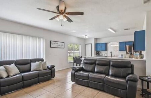 Poinciana House | The Gathering, party, wedding, Bday House Poincian