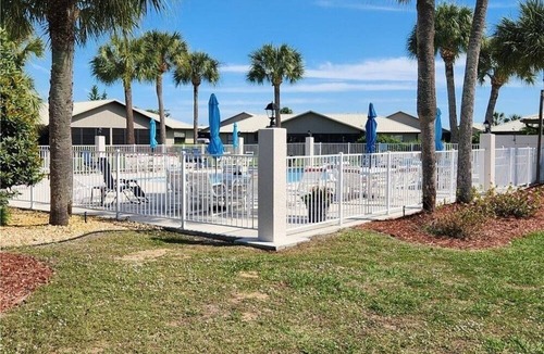 Highland Villa | Cozy Villa located minutes to downtown, the racetrack & golf courses.