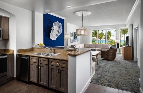 Palm Beach Shores Villa | RELAX AT OUR PALM BEACH SHORES RESORT WITH SPACIOUS VILLAS Marriott Ocean Pointe