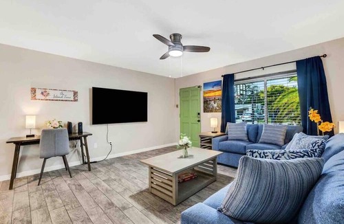 Bayshore Gardens House | Tropical Paradise for 8!
