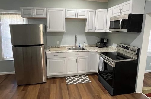 Fort Pierce Apartment | 1 Bedroom 770617 by Houzlet