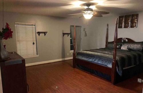 Fort Pierce Apartment | 4 Bedroom 744145 by Houzlet