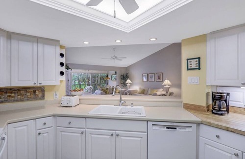 Pelican Bay House | Chanteclair Maisonettes in Pelican Bay