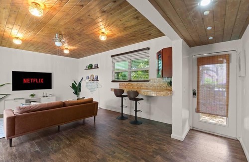 Delray Beach Apartment | The Zen Beach House – Your Tranquil Escape in Delray Beach