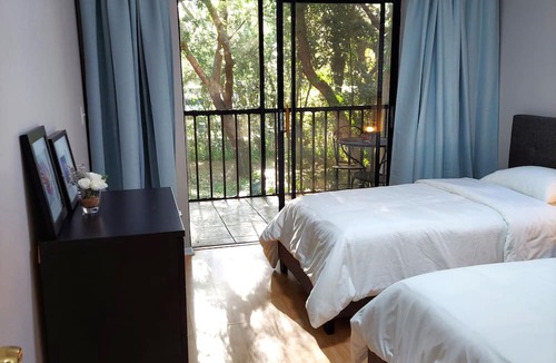 Temple Terrace Condo | Stylish & comfy 2 bedroom condo centrally located