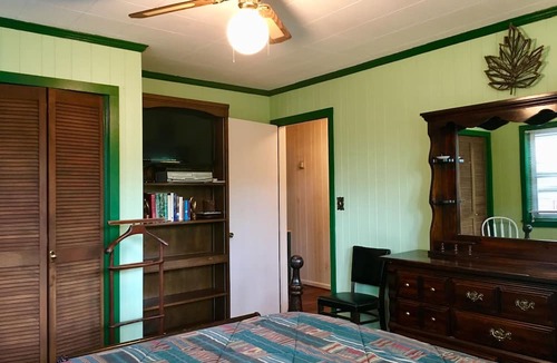 Blowing Rock Cottage | In Town Blowing Rock - Country Club Neighborhood - Charming Rustic Mtn Cottage!