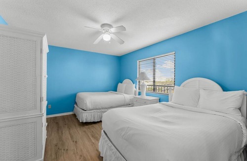 Lower Grand Lagoon Condo | New Floors in 2025! 3BR Gulf-Front near St Andrews Park