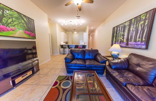 Bahama Bay Condo | Spacious Ground Floor 3BR Bahama Bay Resort: Near Disney!
