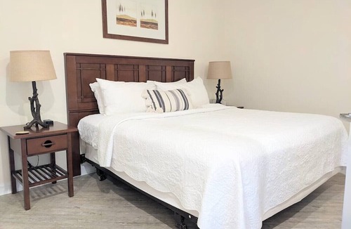 Vernon Condo | Appalachian TOP 4TH FLOOR Studio+ w/amazing views!