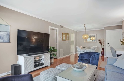 Harbour Town Apartment | 909 Cutter Court – Modern Coastal Retreat Near Harbor Town Marina