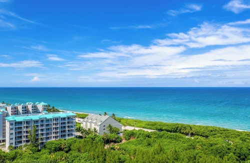 Jupiter Condo | Ultra-Luxury Jupiter Condo!4 En-suite bedrooms! 100 Yards to Ocean! Game Room!