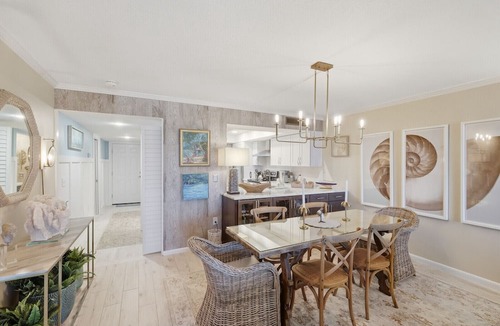 Boca Grande Condo | Sea Oats 134 | Gulf Views | Heated Pool | Walk to the Beach | Sleeps 6