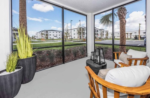 Southeast Orlando Apartment | Landing | Spectacular 1BD, Pool, Clubhouse