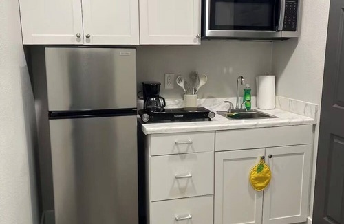Greater Palm River Point CDC Apartment | Super Clean Fully Remodeled Studio