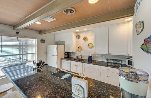 Isles of Capri House | Johnson Bay Hideaway: Bayfront Naples Home w/View