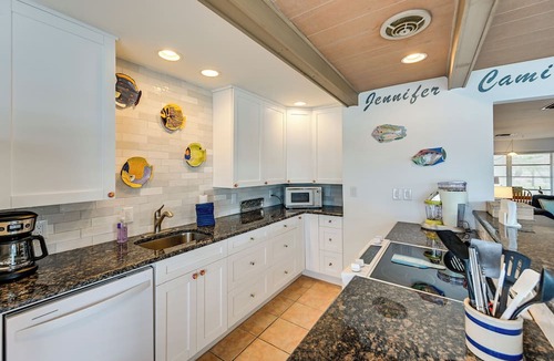 Isles of Capri House | Johnson Bay Hideaway: Bayfront Naples Home w/View