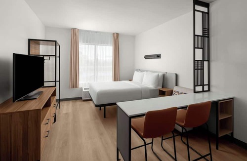 Biggar Apartment | StudioRes by Marriott Fort Myers Airport