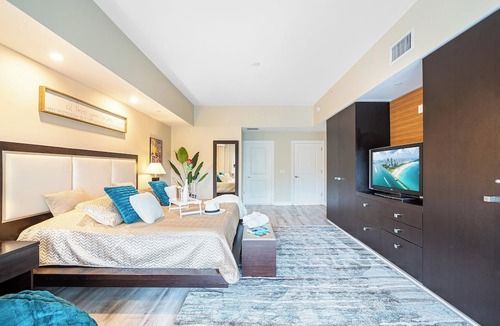 Doral Condo | Luxury F1rstClass Condo, 3 BR, 4 BA, Pool, Prime Doral Location in Miami