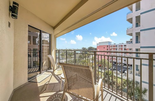 Belle Vista Condo | Bay, Beach + Pool Views | Luxurious 2 Bedroom