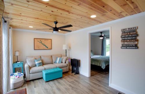 Cross Hill House | Boater’s Retreat on Lake Greenwood! 1 Mi to Marina