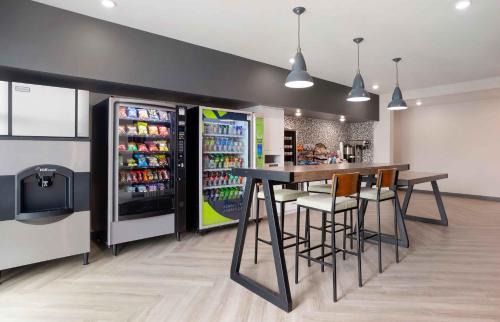 Trailer Estates Hotel | Extended Stay America Premier Suites - Bradenton