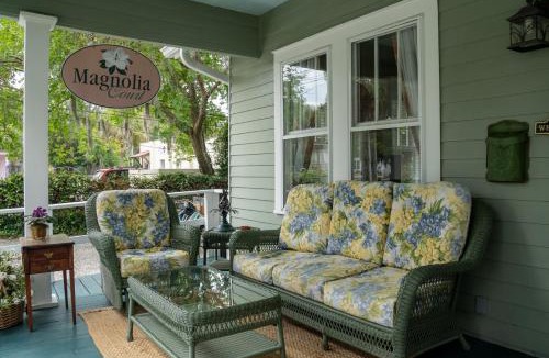 Uptown Apartment | Magnolia Court Suites