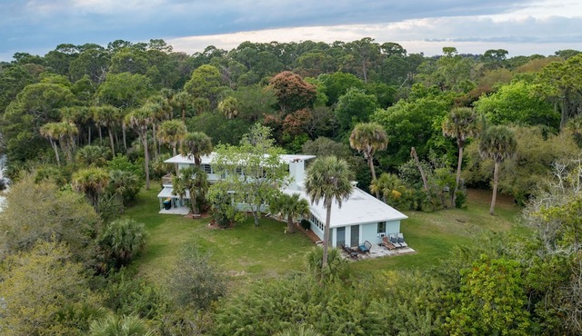 Oasis In The Heart Of Melbourne... Check out our aerial video.