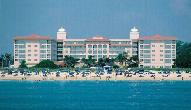 Palm Beach Shores Resort, Ocean Front 2 Bedroom