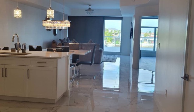 407, Water View-Clearwater Bch in 6 min, Pool/Gym