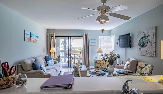 New Listing! - Pool and Ocean View - Harbor Island Beachhouse