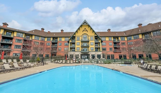 Mountain Creek Resort Stay Modern Condo at The Appalachian #330
