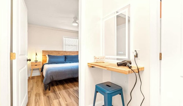 🏨 Entire Hotel Takeover! Events, Parties, Heated Pool. Groups up to 46 guests!