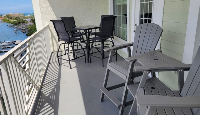 Condo with Breathtaking Views on Water Park & 4 Free Passes, 4min Walk to Beach