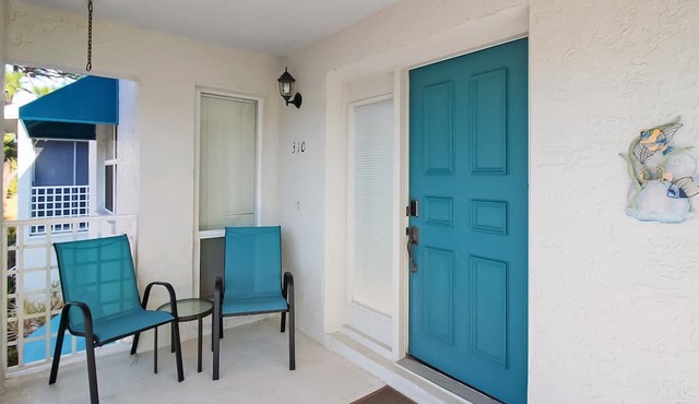 Lakefront retreat - Minutes to Anna Maria Island - Driftwood Dreams